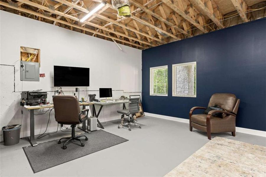 Community amenities in , Whitesburg (Image 47).