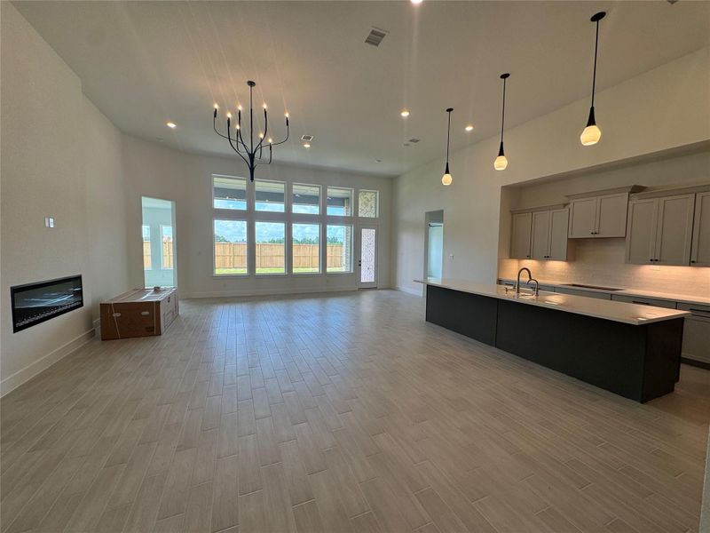 Large Family room Large Family room