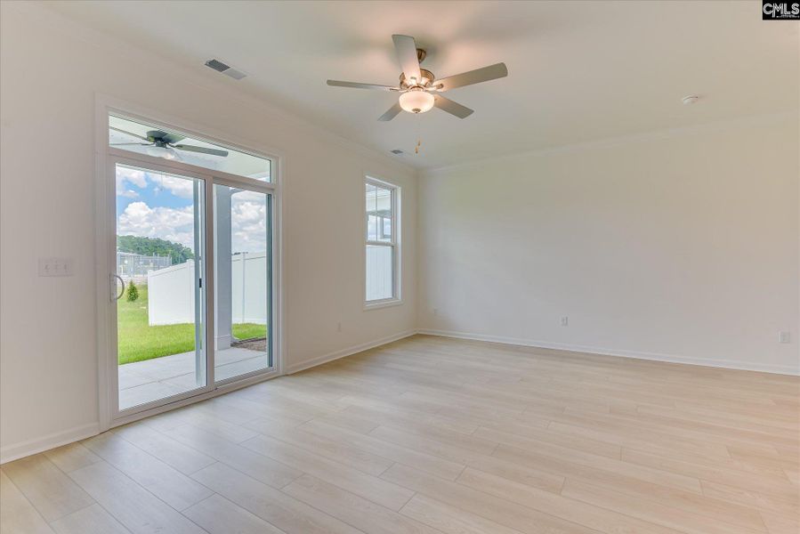 Spacious, unfurnished interior of a new home in Walker’s Trail, Lexington (Image 27).