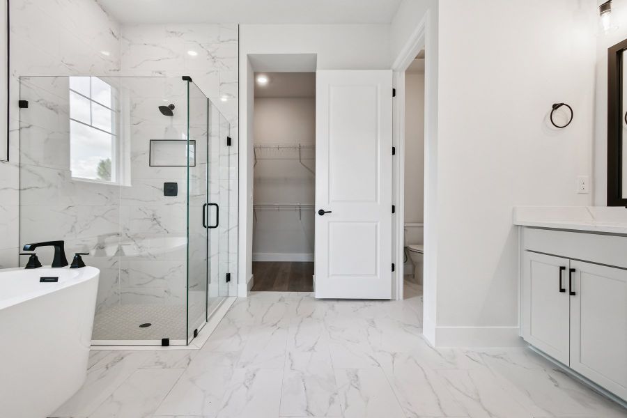 The Seamount - Owner's Bath