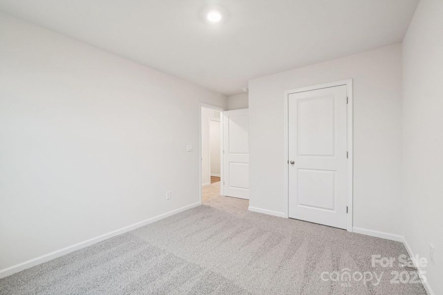 Spacious, unfurnished interior of a new home in Laurelbrook, Sherrills Ford (Image 21).