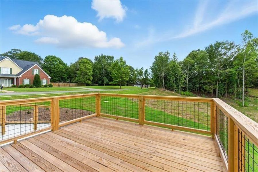 Exterior details and patio area of a home in , Rome (Image 33).
