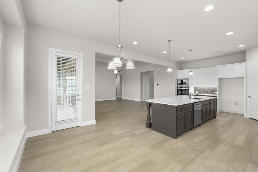 Representative furnished interior of a home built from the Carlow by Windsor Homes in Ridge Pointe Estates, McLendon-Chisholm (Image 12).
