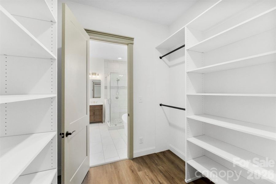 Furnished interior view inside a new home in , Kings Mountain (Image 31).