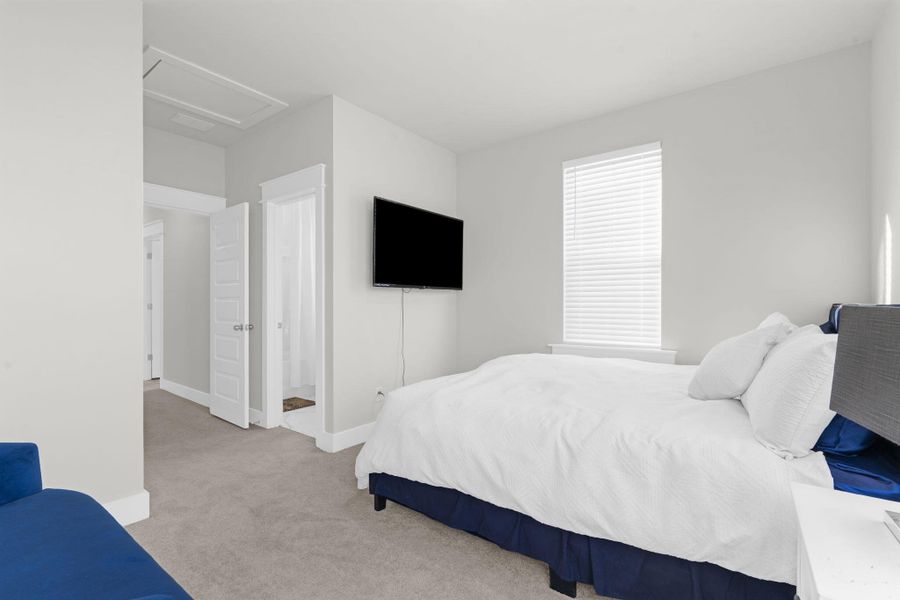 Furnished interior view inside a new home in Carnes Crossroads, Summerville (Image 17).