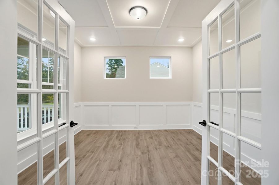 Spacious, unfurnished interior of a new home in Summerlin, Mooresville (Image 15).