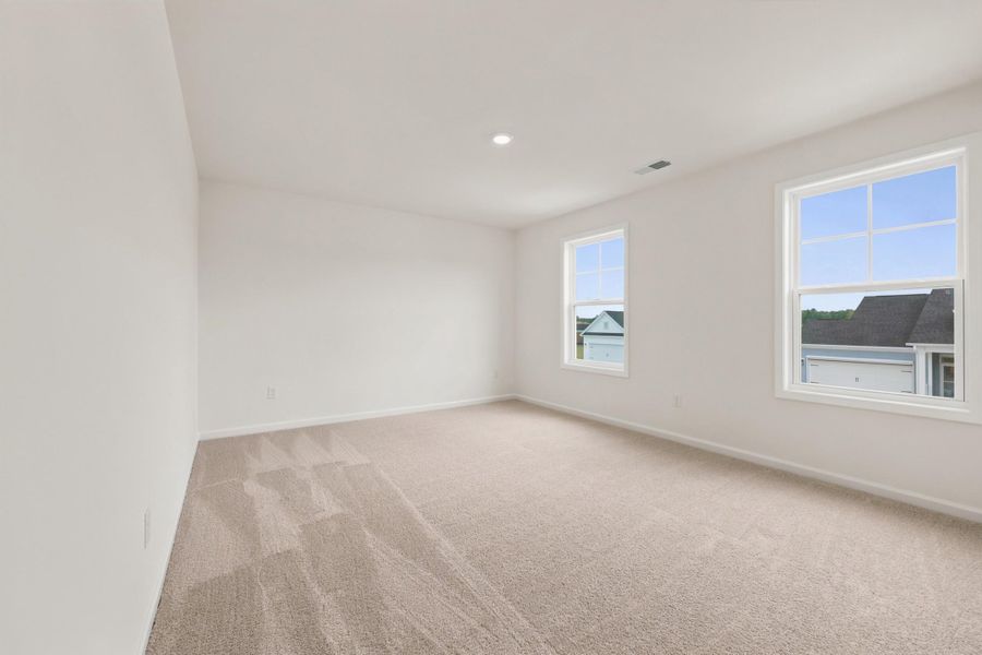 Spacious, unfurnished interior of a new home in Edgefield, Loris (Image 38). Spacious, unfurnished interior of a new home in Edgefield, Loris (Image 38).
