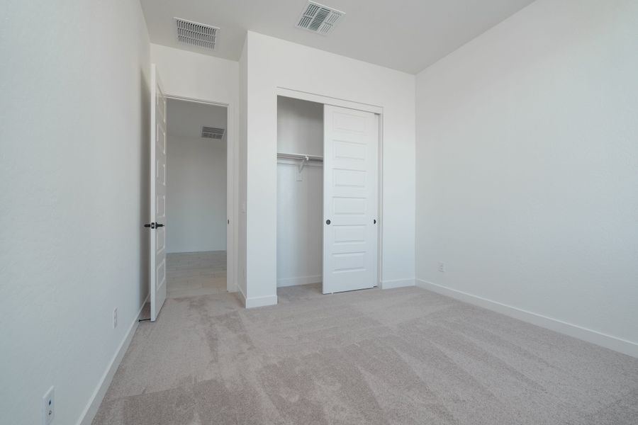 Spacious, unfurnished interior of a new home in Soleo, San Tan Valley (Image 17). Spacious, unfurnished interior of a new home in Soleo, San Tan Valley (Image 17).