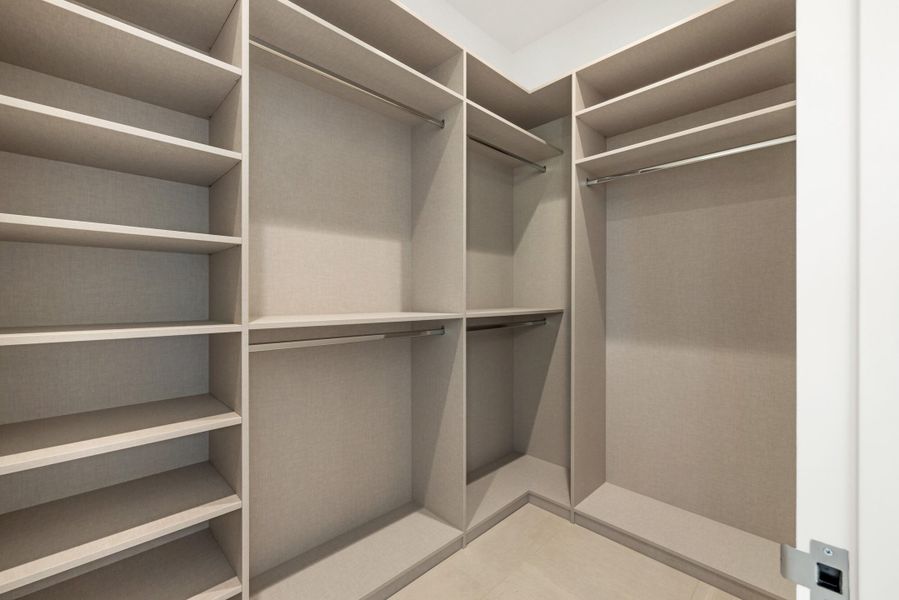 Guest Bedroom Closet