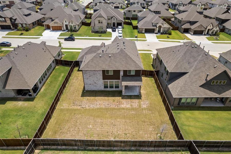 Image 33 of a home in .