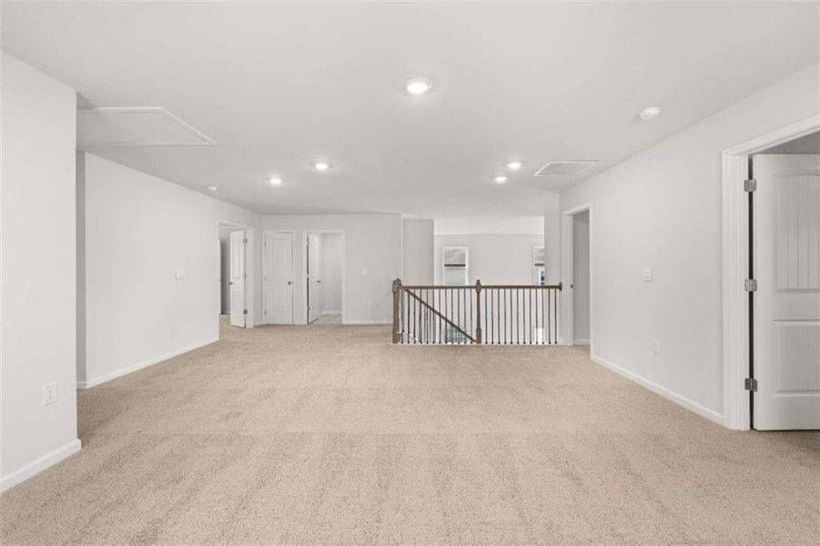 Spacious, unfurnished interior of a new home in Holland Estates, Powder Springs (Image 44).