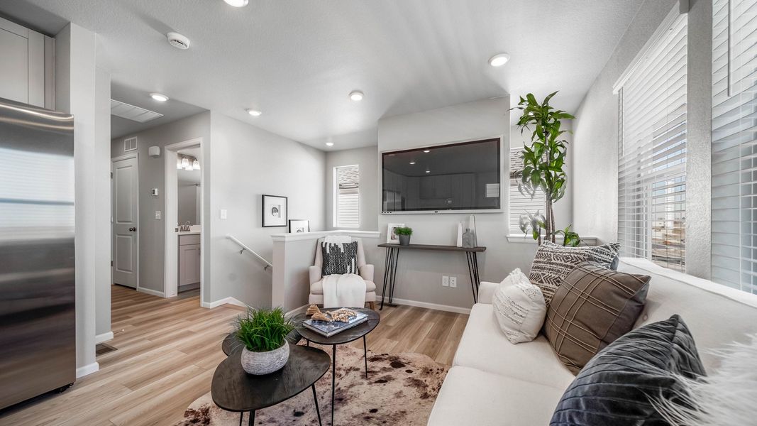 Furnished interior view inside a new home in Thompson River Ranch, Johnstown (Image 10).