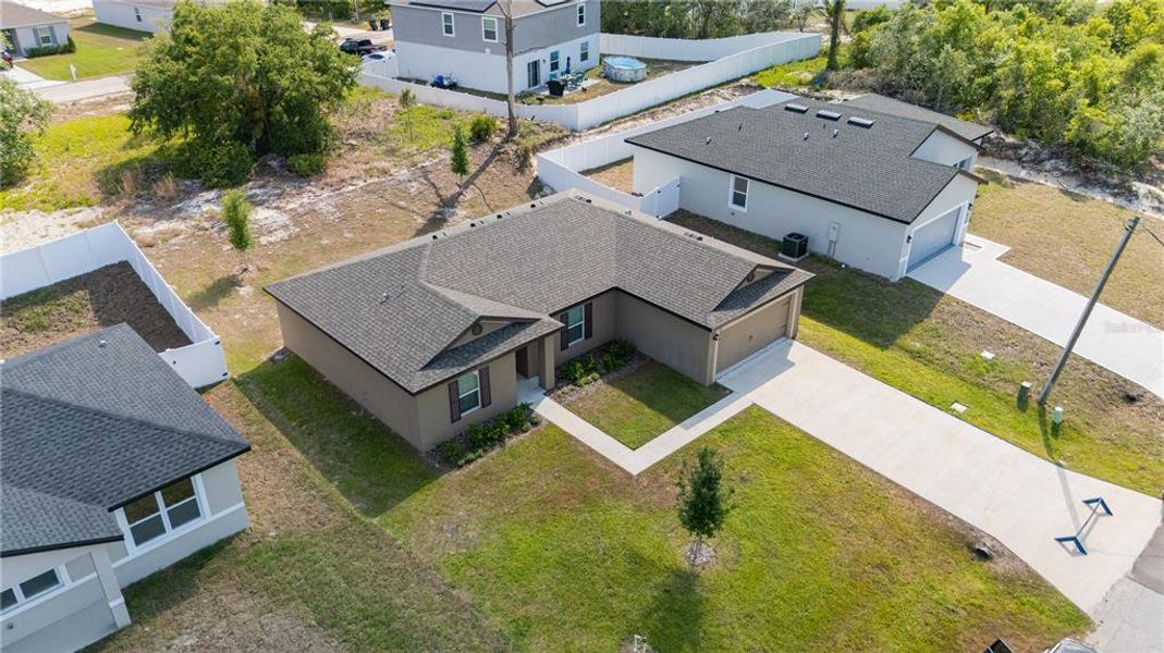 Image 18 of a home in Poinciana.