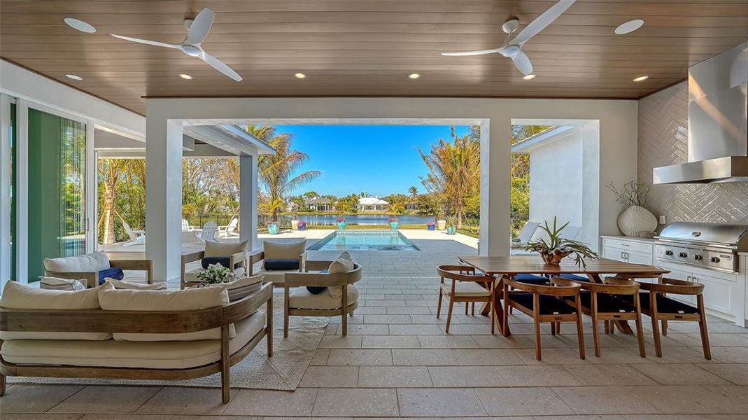 Community amenities in , Sarasota (Image 52).