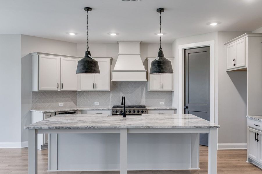 Furnished interior view inside a new home in Harmon Springs, Carrollton (Image 6).