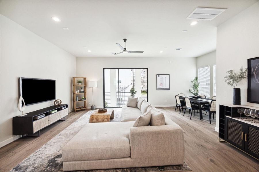 Furnished interior view inside a new home in Willowbend Point, Houston (Image 19).