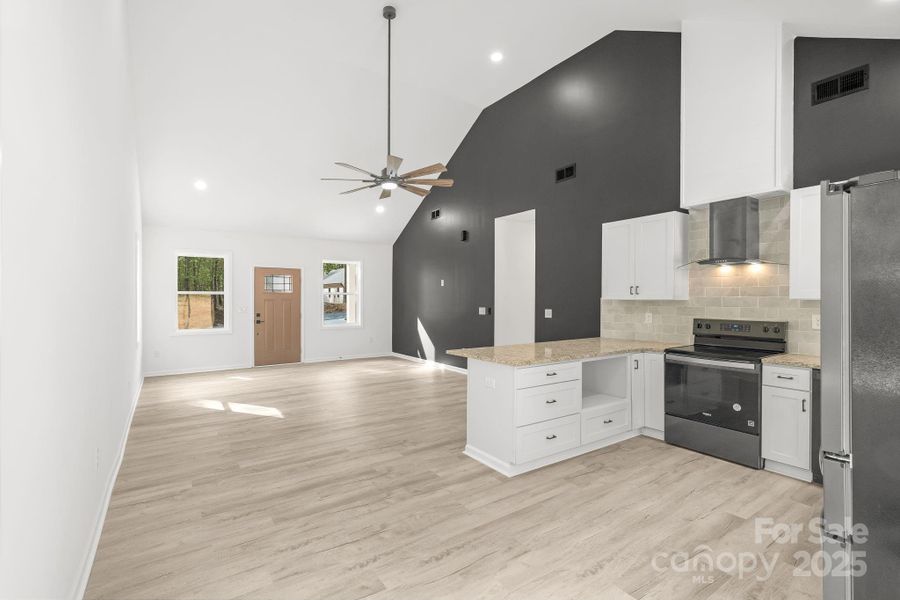 Image 41 of a home in .