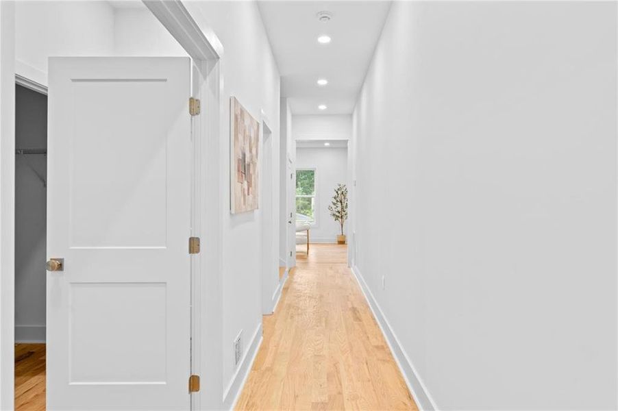 Spacious, unfurnished interior of a new home in , Atlanta (Image 20). Spacious, unfurnished interior of a new home in , Atlanta (Image 20).