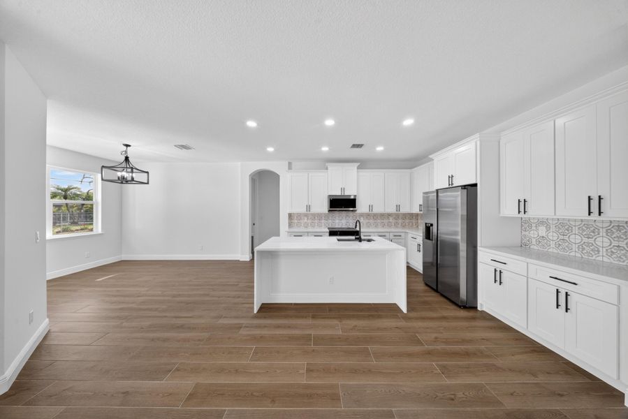 DSC04025-Edit DSC04025-Edit