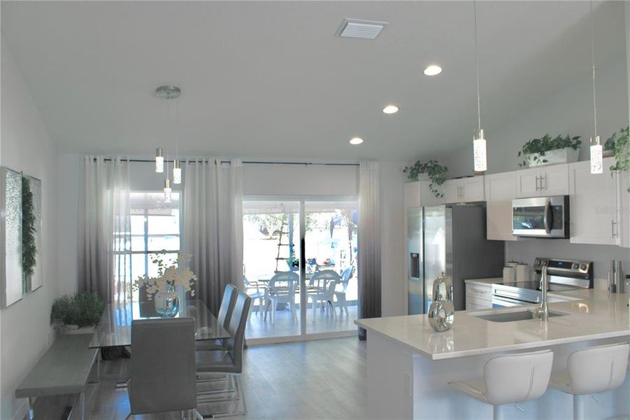 Furnished interior view inside a new home in , Dunnellon (Image 41).