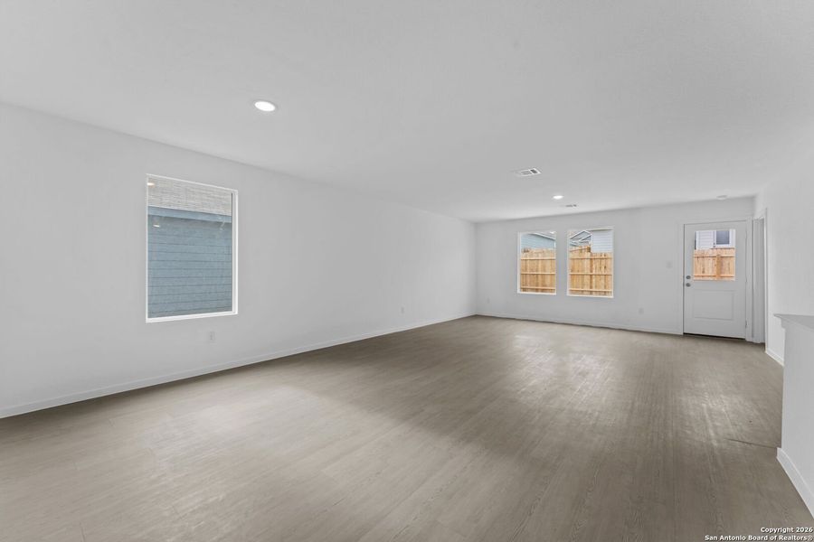 Spacious, unfurnished interior of a new home in Voss Farms: Watermill Collection, New Braunfels (Image 15).