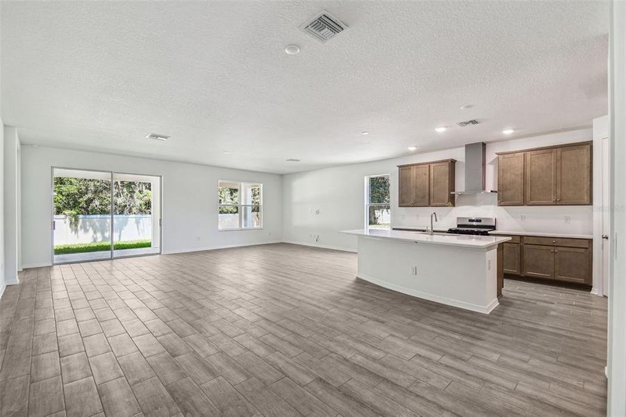 Spacious, unfurnished interior of a new home in Cascades at Southern Hills, Brooksville (Image 53). Spacious, unfurnished interior of a new home in Cascades at Southern Hills, Brooksville (Image 53).