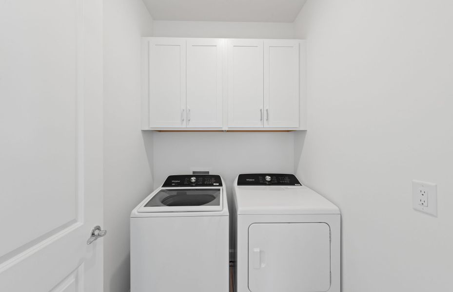 Close-up of interior finishes inside a home in Del Webb Oak Creek, North Fort Myers (Image 21).