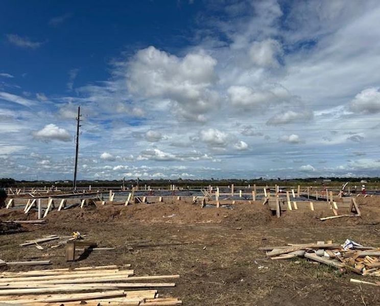 Image 6 of a home in .