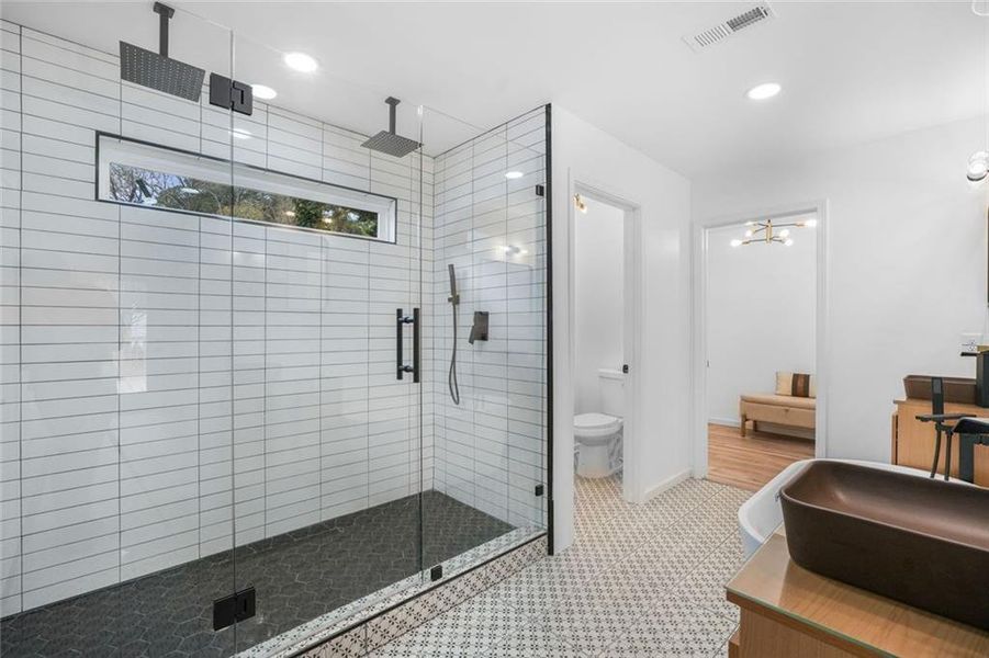 Furnished interior view inside a new home in , Atlanta (Image 31).