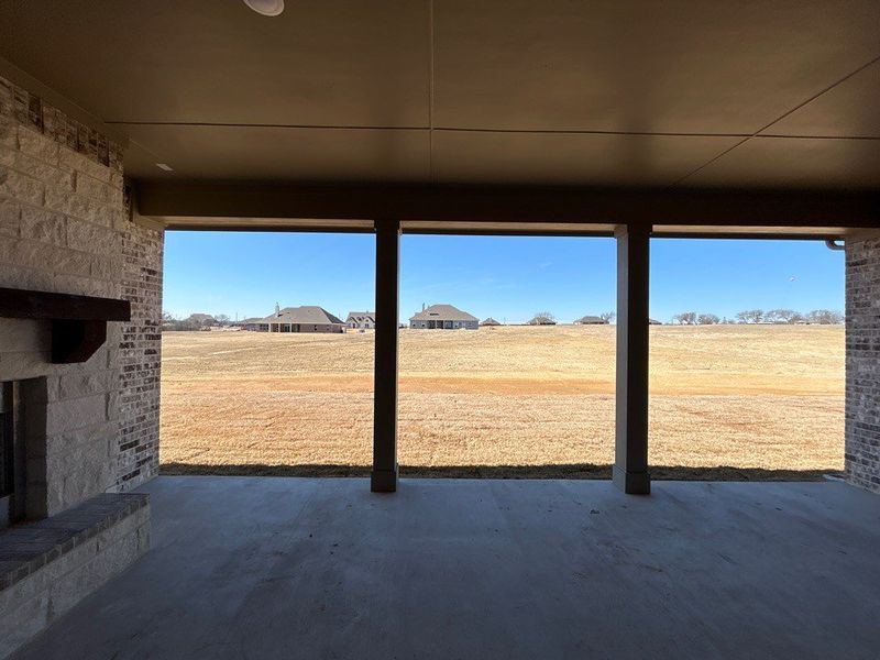 Exterior details and patio area of a home in Creekview Addition, Van Alstyne (Image 3).