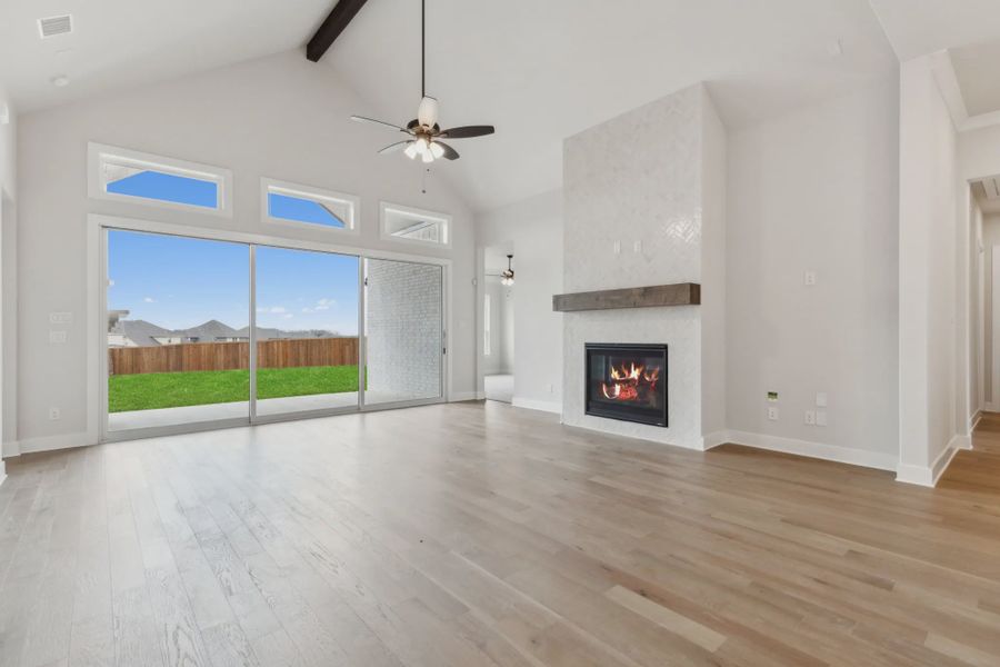 Representative unfurnished interior of a home built from the Tirana by Chesmar Homes in Canyon Falls, Argyle (Image 10). Representative unfurnished interior of a home built from the Tirana by Chesmar Homes in Canyon Falls, Argyle (Image 10).