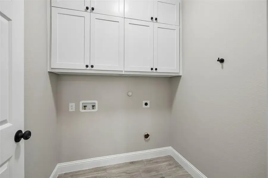 Spacious, unfurnished interior of a new home in , Terrell (Image 19). Spacious, unfurnished interior of a new home in , Terrell (Image 19).