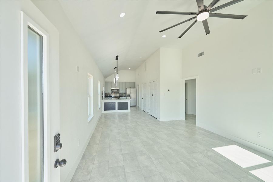 Spacious, unfurnished interior of a new home in , Cleveland (Image 14).