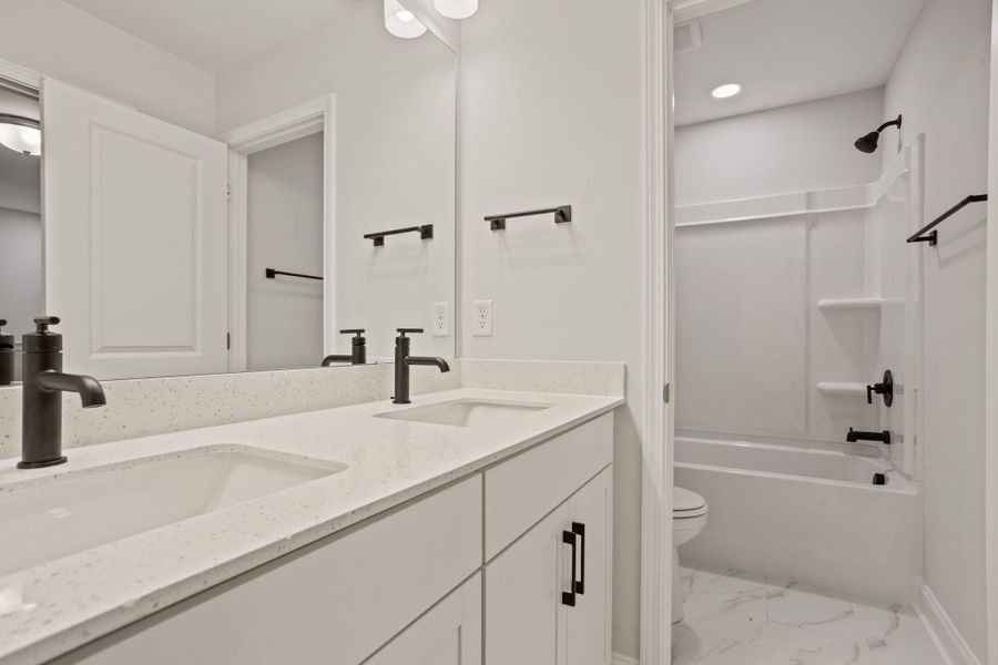 224 Lake Greenwood Blvd, Greenwood, SC.  - Slide 18