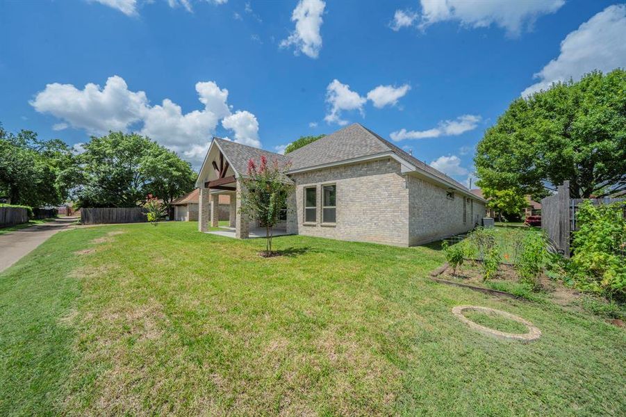Front exterior of a new home in , Duncanville, TX, highlighting curb appeal (Image 1). Front exterior of a new home in , Duncanville, TX, highlighting curb appeal (Image 1).