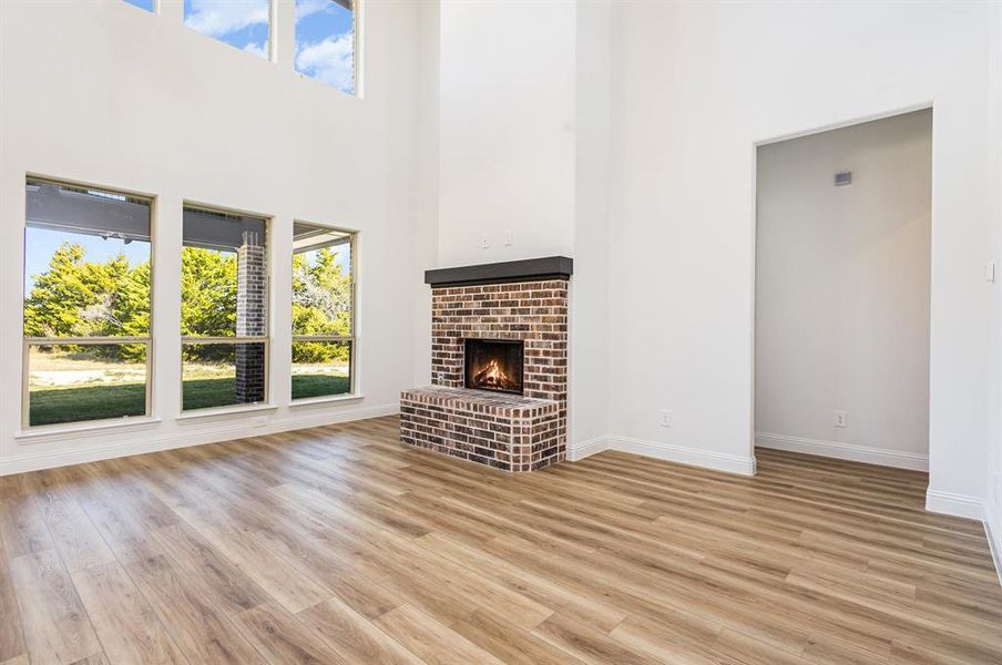 Spacious, unfurnished interior of a new home in Sagebrush Addition, Midlothian (Image 11).