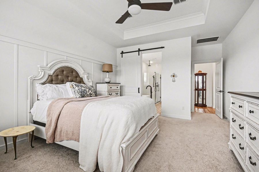 Furnished interior view inside a new home in Centennial Oaks, Santa Fe (Image 18).