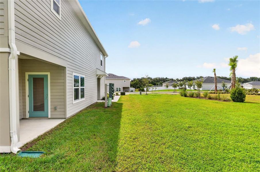 Exterior details and patio area of a home in , Alachua (Image 29).
