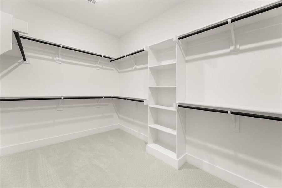 Spacious, unfurnished interior of a new home in Villages of Creekwood, Frisco (Image 23).