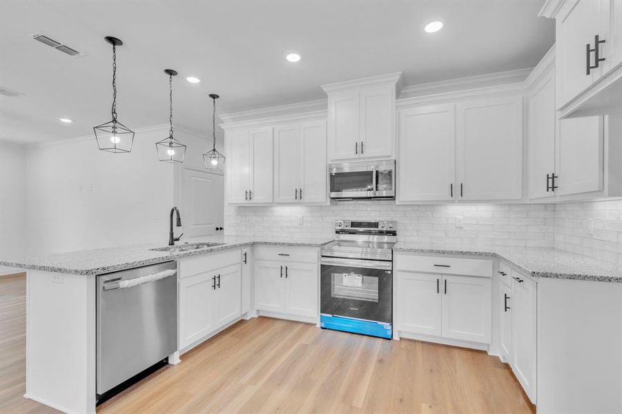 Furnished interior view inside a new home in , Tyler (Image 8).