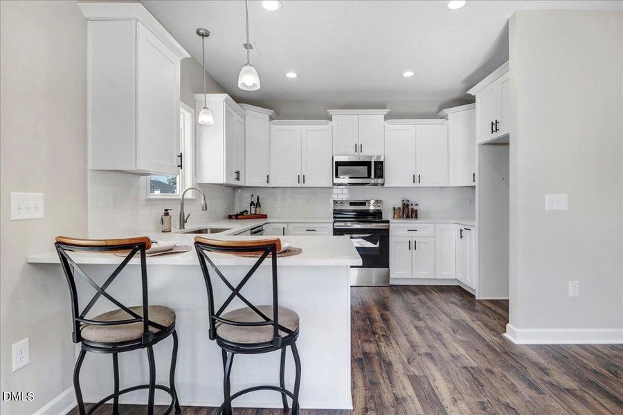 19-101 Baileys Pl-19