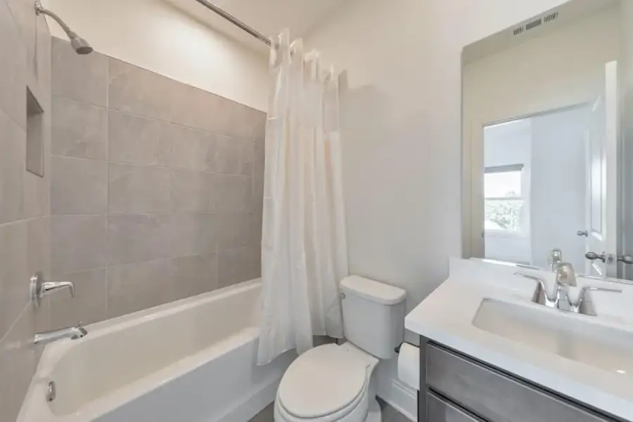Furnished interior view inside a new home in , Woodstock (Image 15).