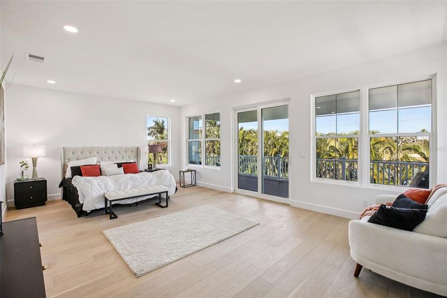 Furnished interior view inside a new home in , St. Petersburg (Image 45). Furnished interior view inside a new home in , St. Petersburg (Image 45).