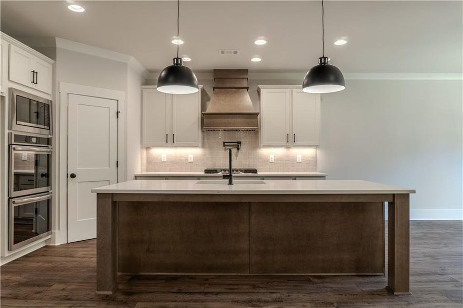 Furnished interior view inside a new home in Riverwalk, Monroe (Image 10).