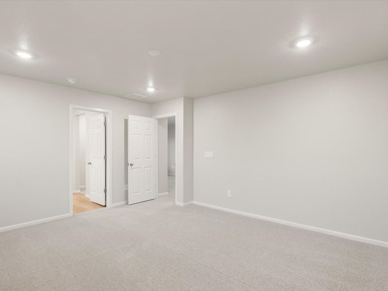 Spacious, unfurnished interior of a new home in Lorson Ranch: The Trail Collection, Colorado Springs (Image 14).