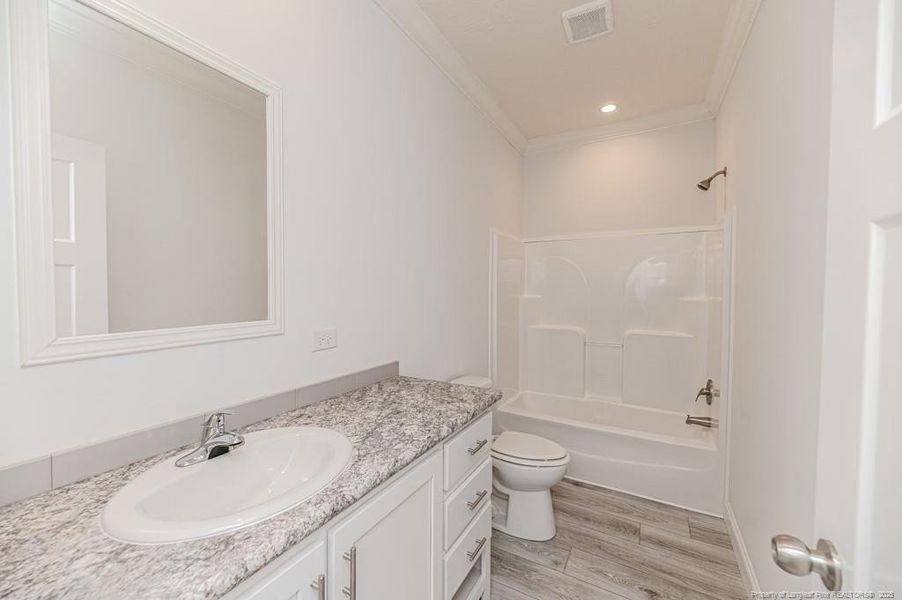 2nd Bath Room 2nd Bath Room