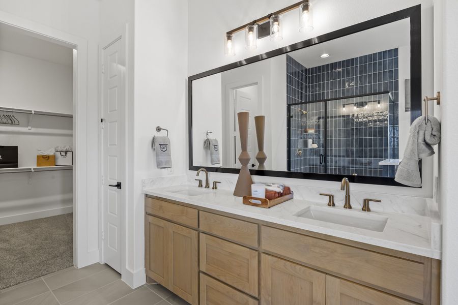 Furnished interior view inside a new home in Oak Ridge Park, Corinth (Image 25).