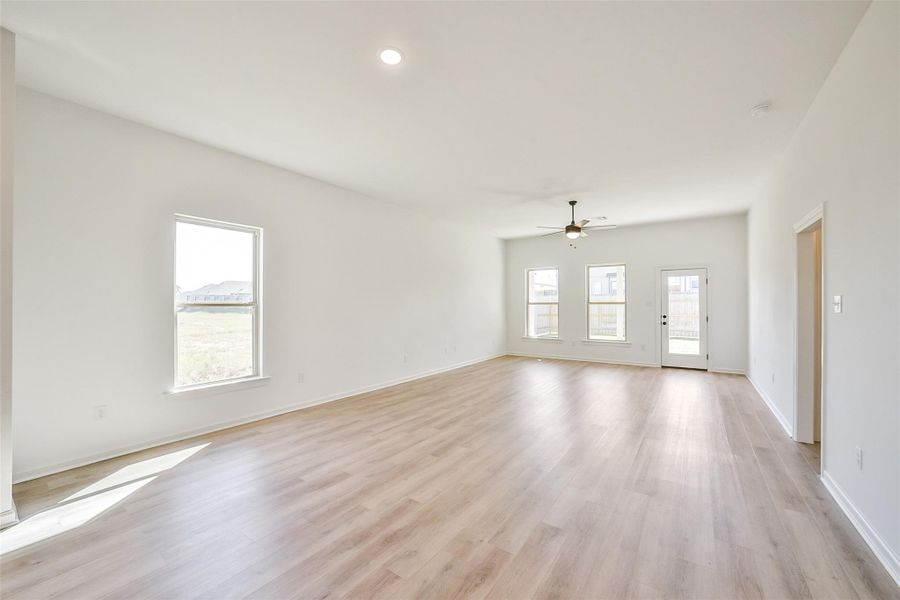 Spacious, unfurnished interior of a new home in Mostyn Springs, Magnolia (Image 19). Spacious, unfurnished interior of a new home in Mostyn Springs, Magnolia (Image 19).