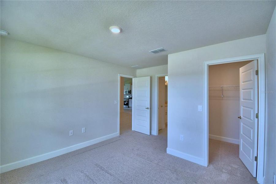 Spacious, unfurnished interior of a new home in Lake Juliana Estates, Auburndale (Image 19). Spacious, unfurnished interior of a new home in Lake Juliana Estates, Auburndale (Image 19).