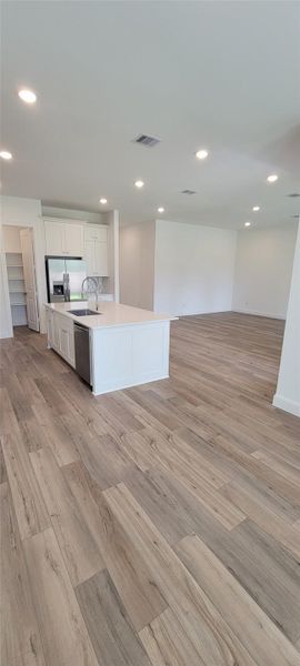 Furnished interior view inside a new home in The Highlands: Pinnacle Collection, Porter Heights (Image 12). Furnished interior view inside a new home in The Highlands: Pinnacle Collection, Porter Heights (Image 12).